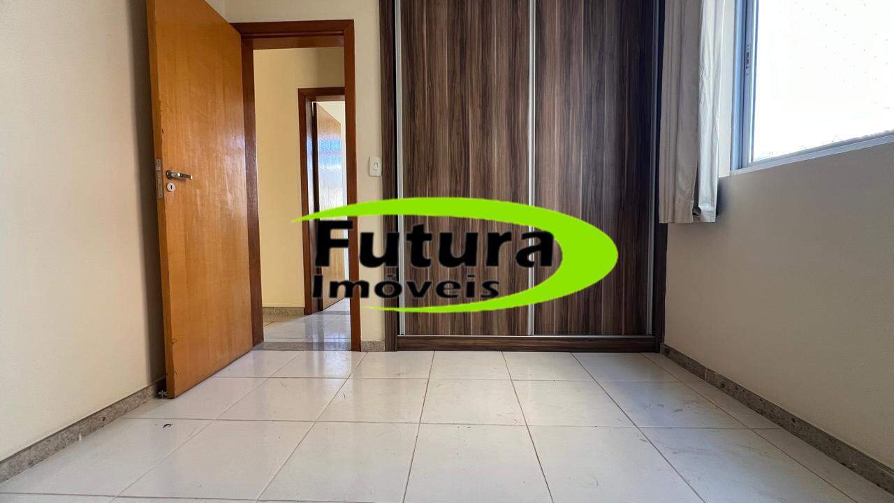 Apartamento à venda com 3 quartos, 80m² - Foto 7