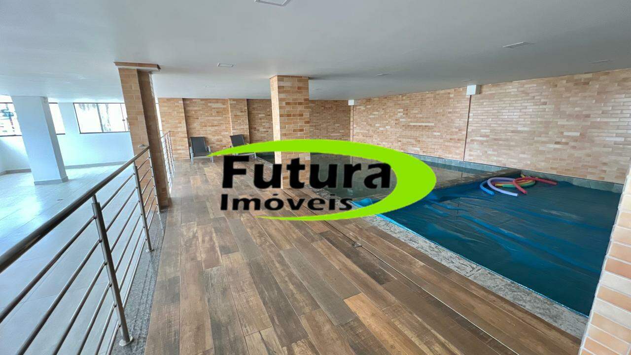 Apartamento à venda com 3 quartos, 210m² - Foto 1