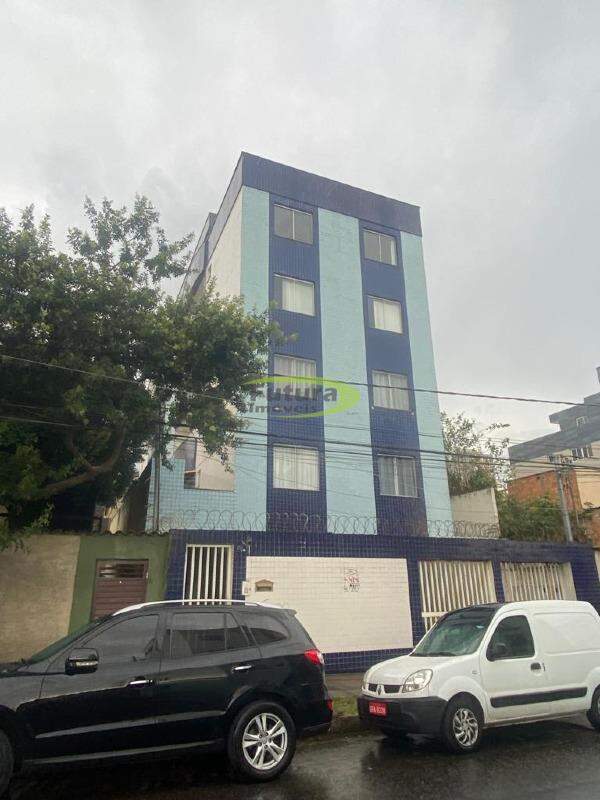 Cobertura à venda com 3 quartos, 360m² - Foto 1