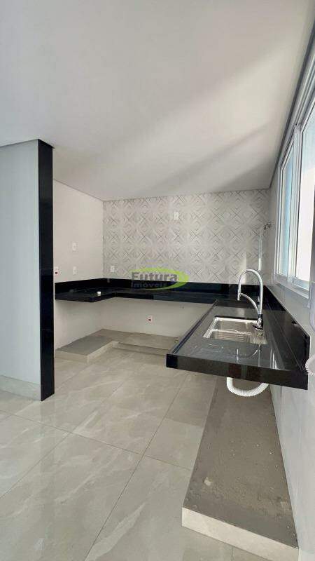 Apartamento à venda com 3 quartos, 1000m² - Foto 3