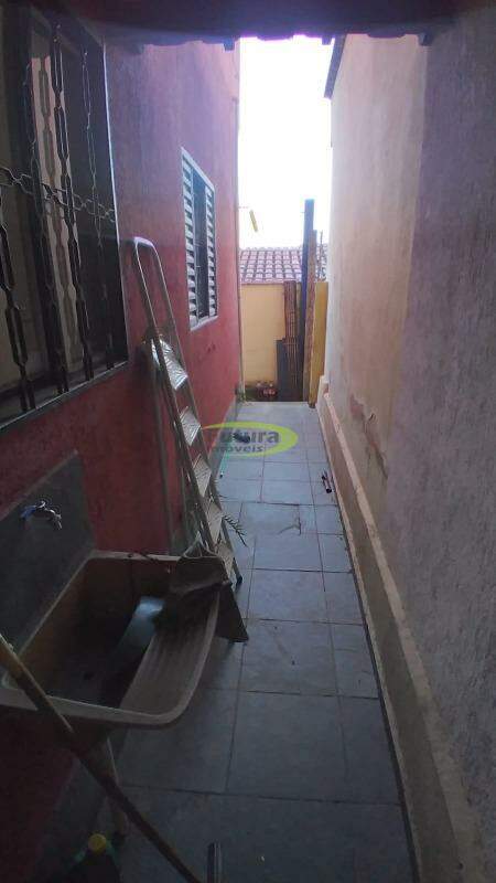 Casa à venda com 3 quartos, 180m² - Foto 20