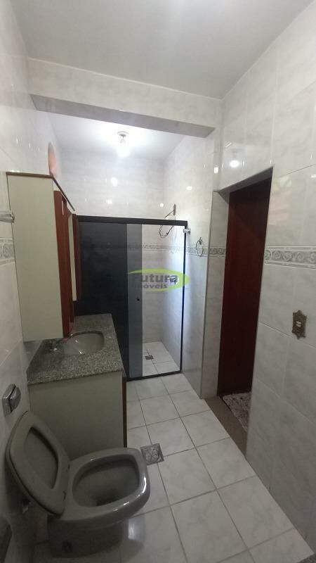 Casa à venda com 3 quartos, 360m² - Foto 24