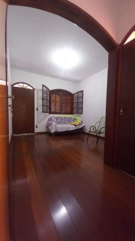 Casa à venda com 3 quartos, 360m² - Foto 23