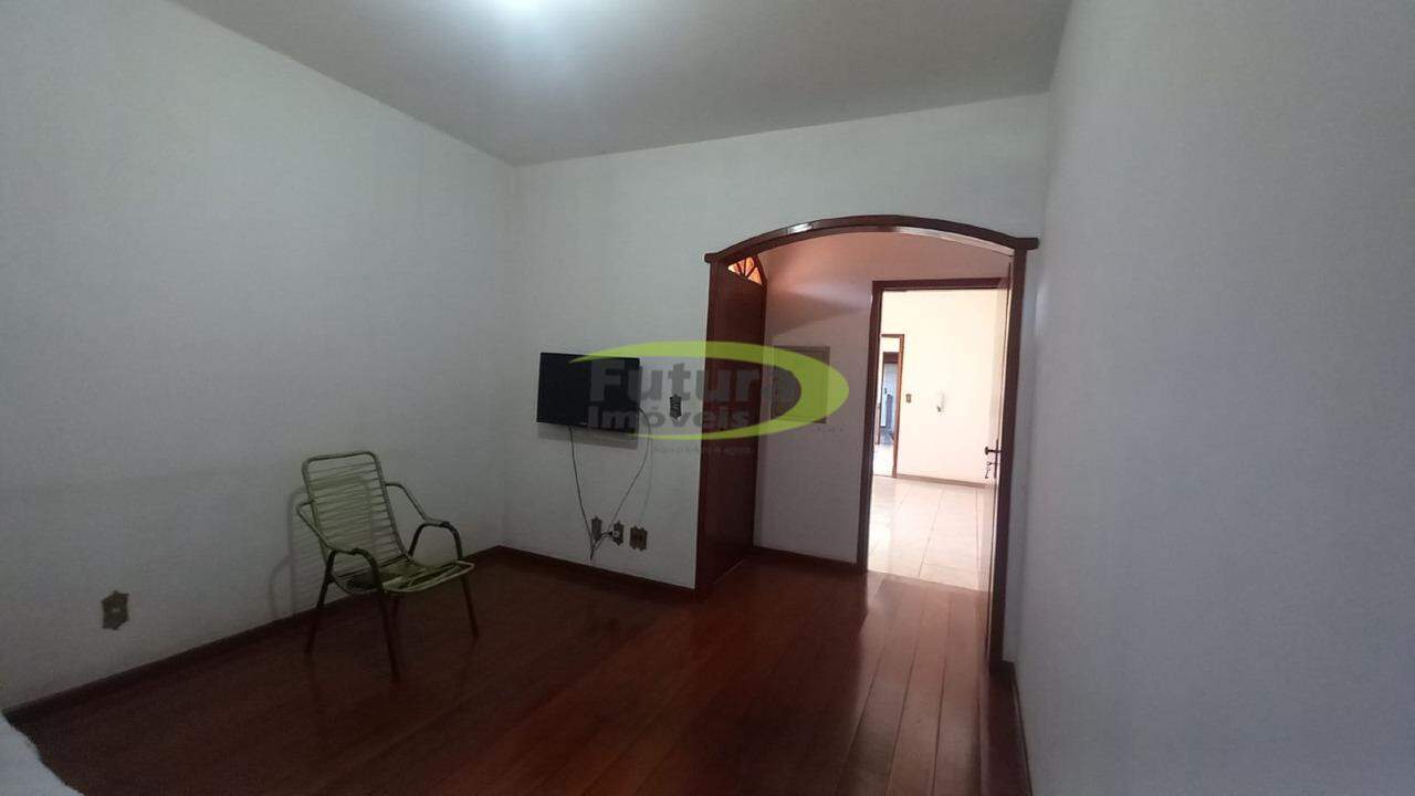 Casa à venda com 3 quartos, 360m² - Foto 10