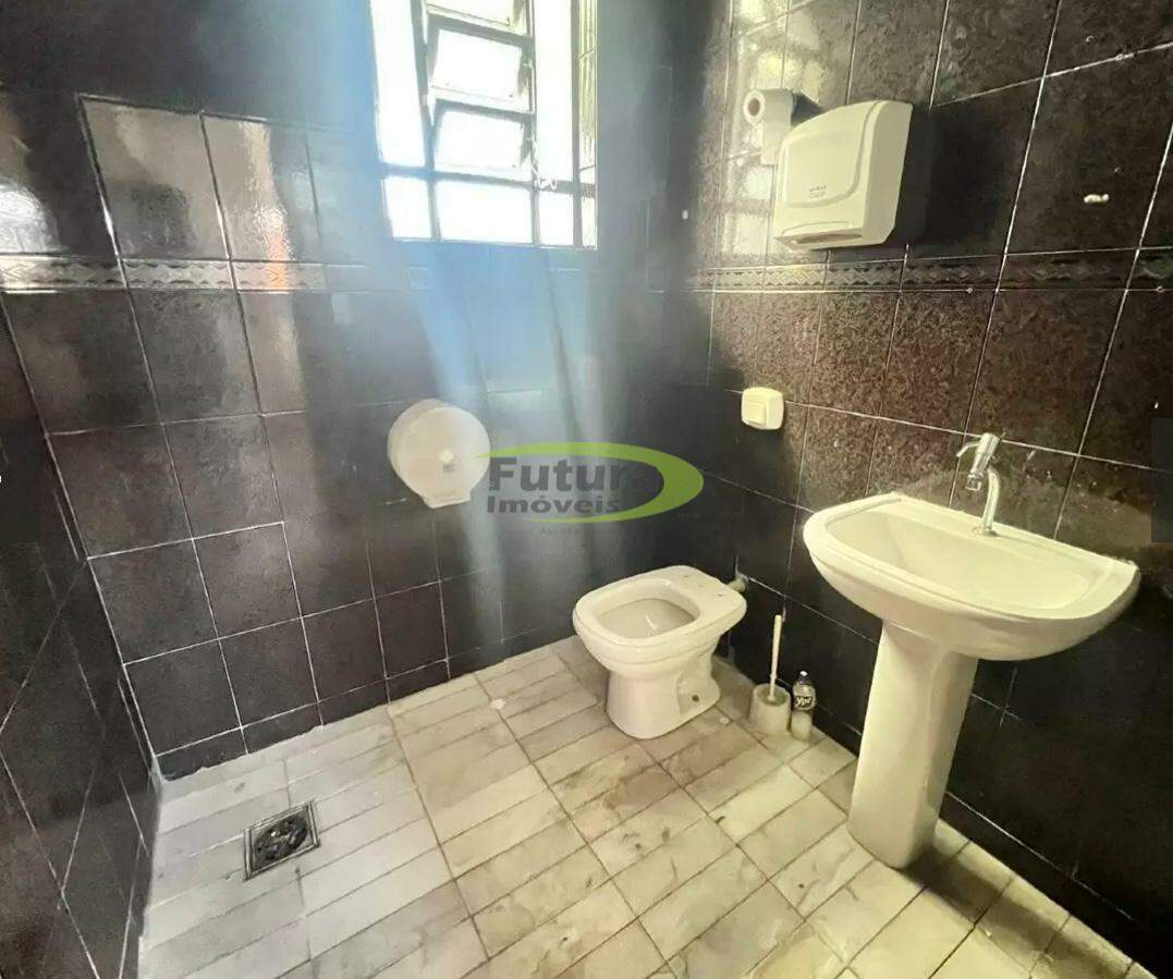 Apartamento para alugar com 2 quartos, 450m² - Foto 5