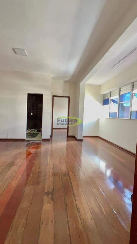 Apartamento para alugar com 2 quartos, 450m² - Foto 12