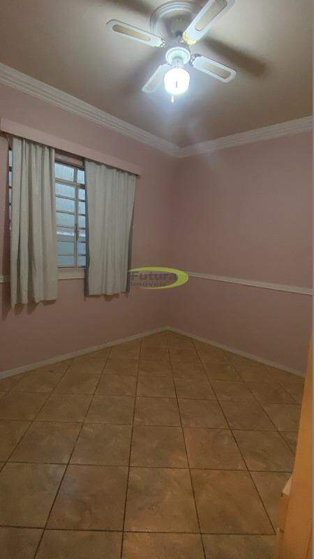 Casa à venda com 3 quartos, 360m² - Foto 14