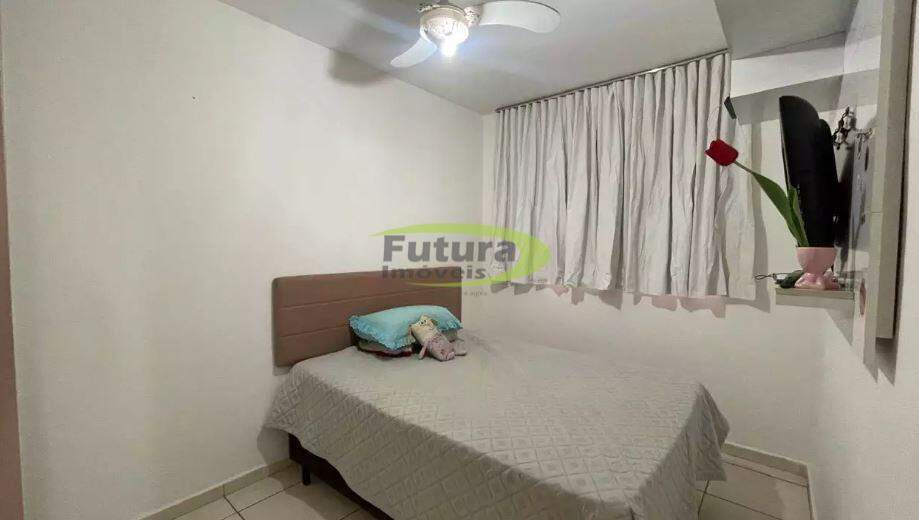 Apartamento à venda com 3 quartos, 8158m² - Foto 10