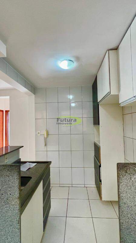 Apartamento à venda com 2 quartos, 6000m² - Foto 4