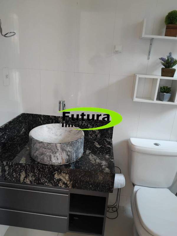 Apartamento à venda com 3 quartos - Foto 5