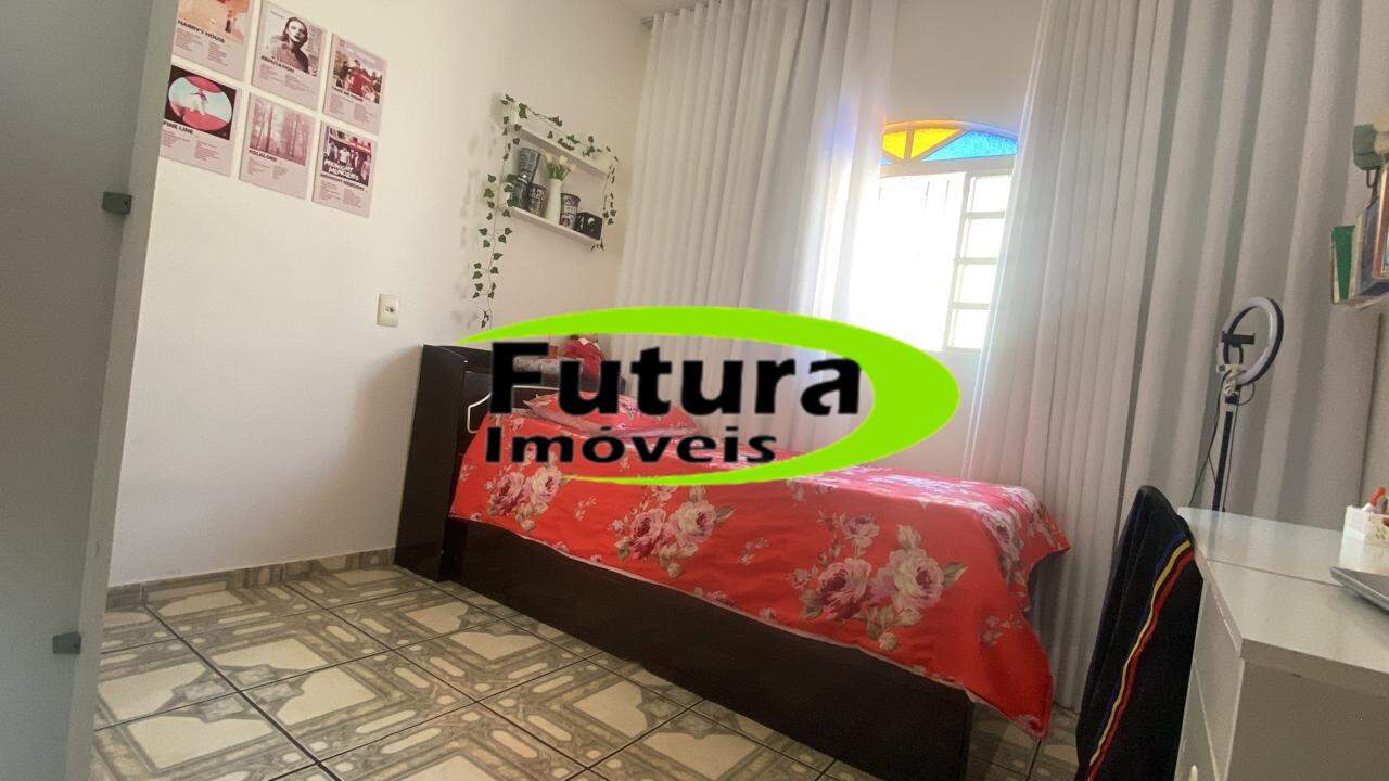 Casa à venda com 3 quartos, 200m² - Foto 14