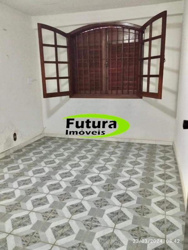 Casa à venda com 5 quartos, 250m² - Foto 6