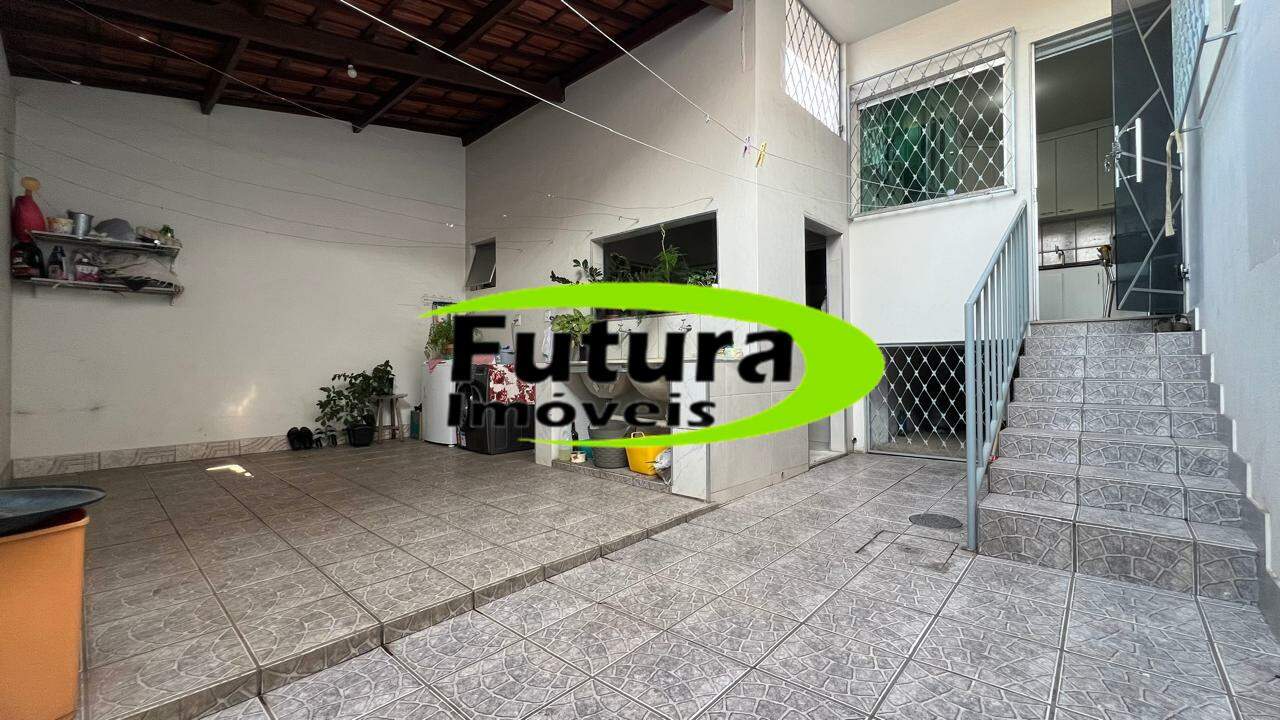 Casa à venda com 4 quartos, 200m² - Foto 13