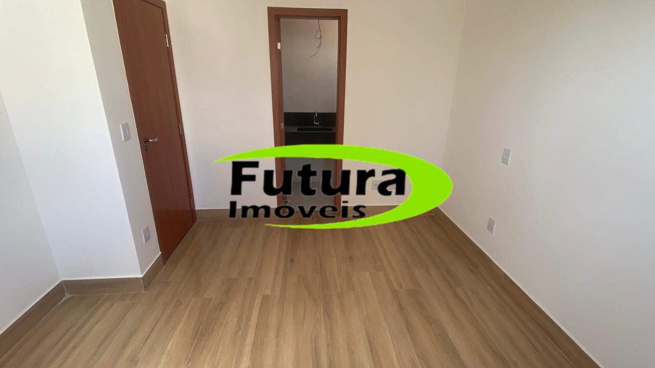 Apartamento à venda com 3 quartos - Foto 4