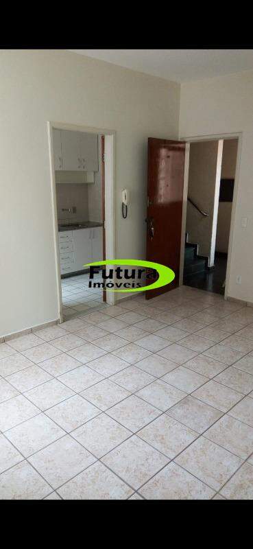 Apartamento à venda com 3 quartos - Foto 2