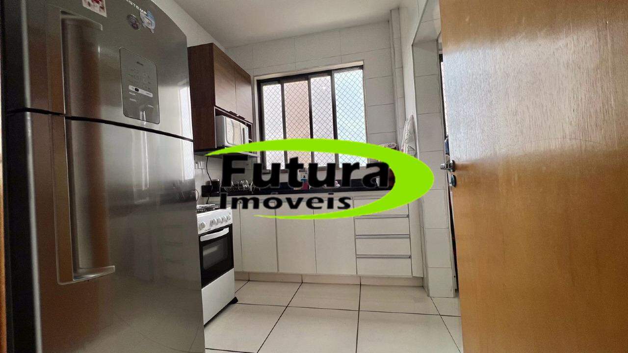 Apartamento à venda com 3 quartos - Foto 4