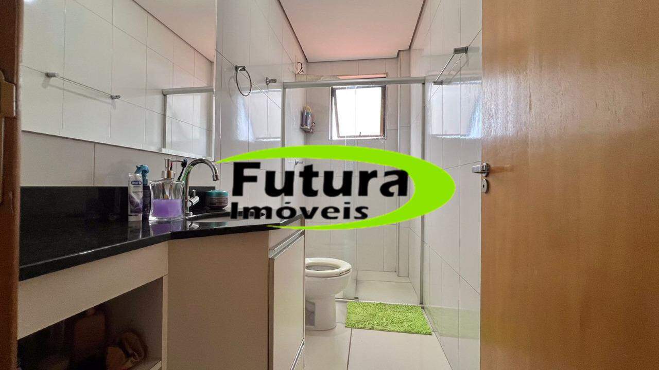 Apartamento à venda com 3 quartos - Foto 11