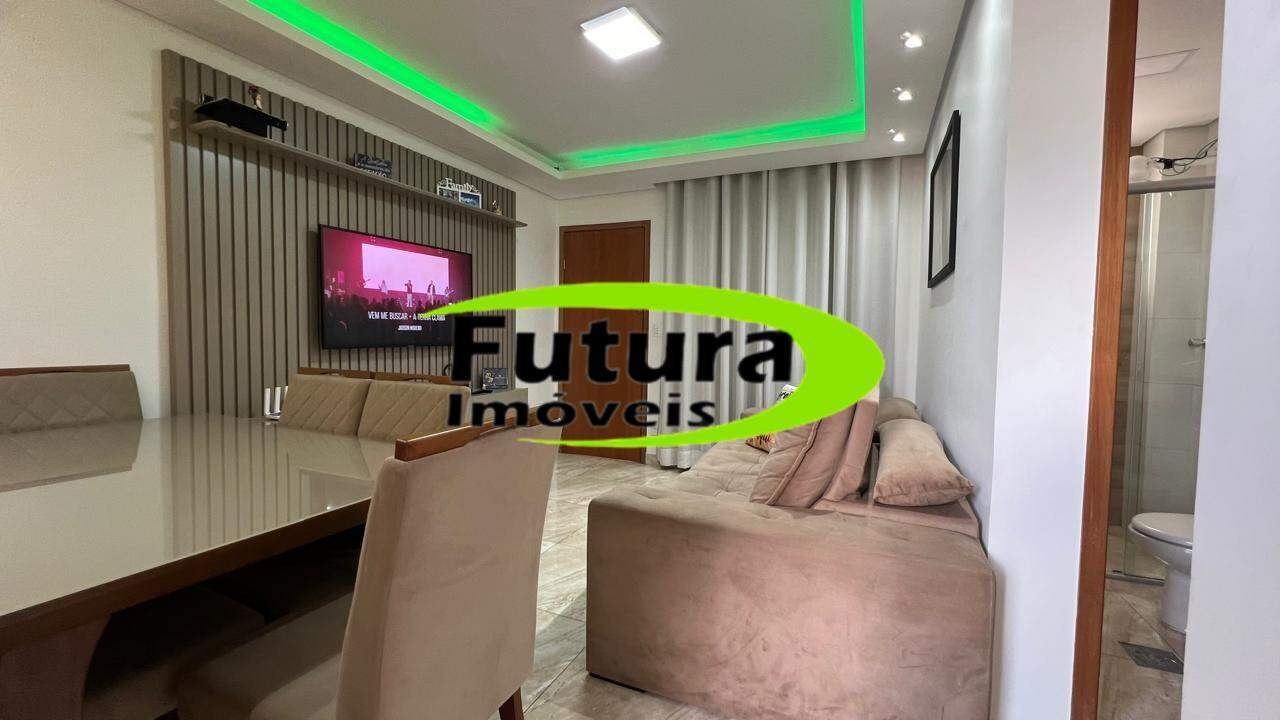 Apartamento à venda com 3 quartos, 1000m² - Foto 1