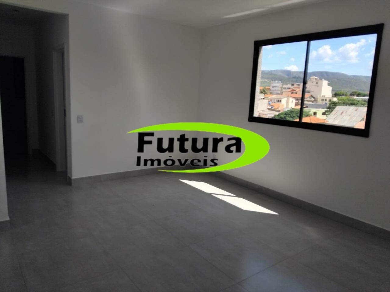 Apartamento à venda com 2 quartos - Foto 2