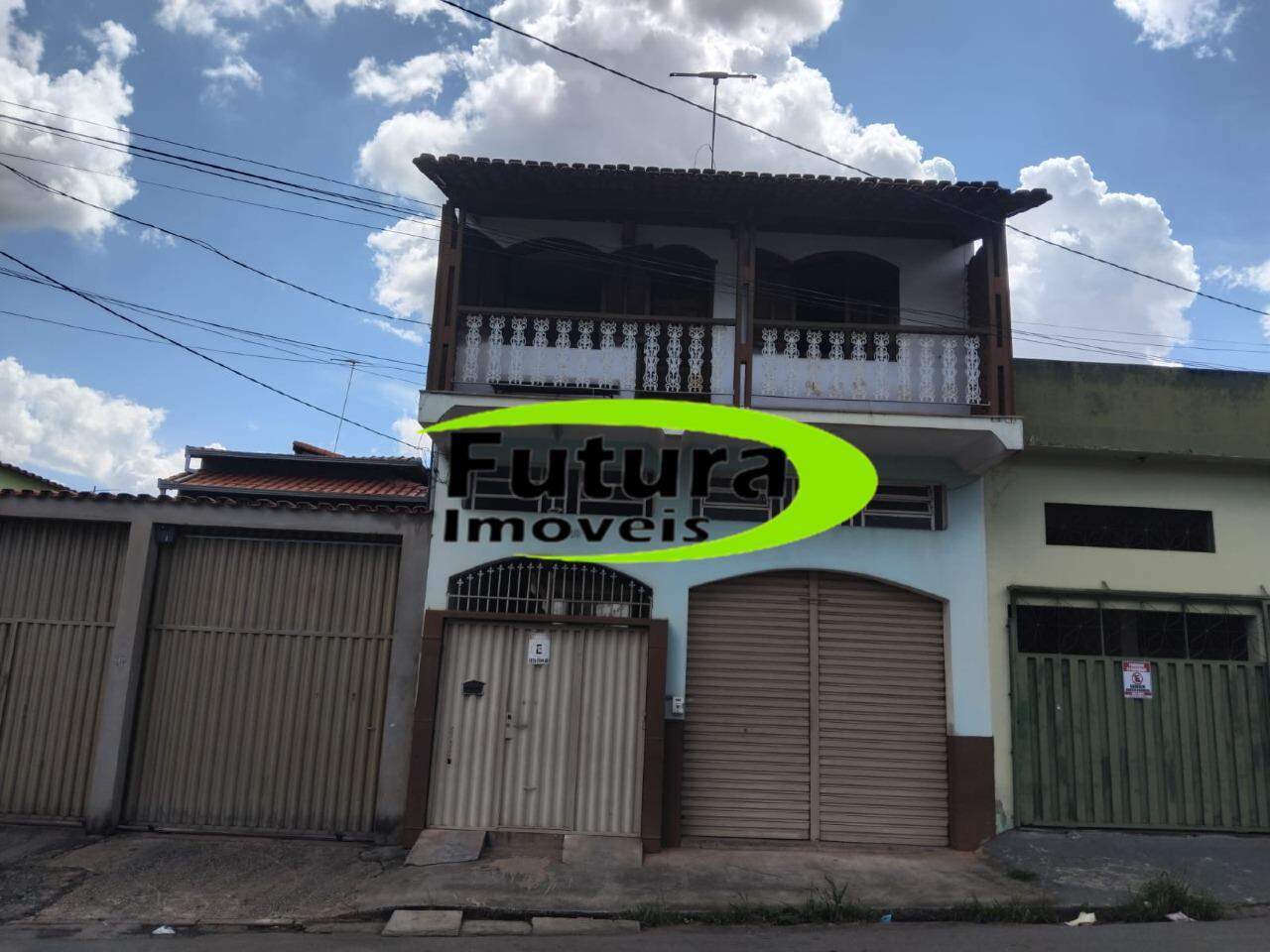 Casa, 3 quartos, 190 m² - Foto 1
