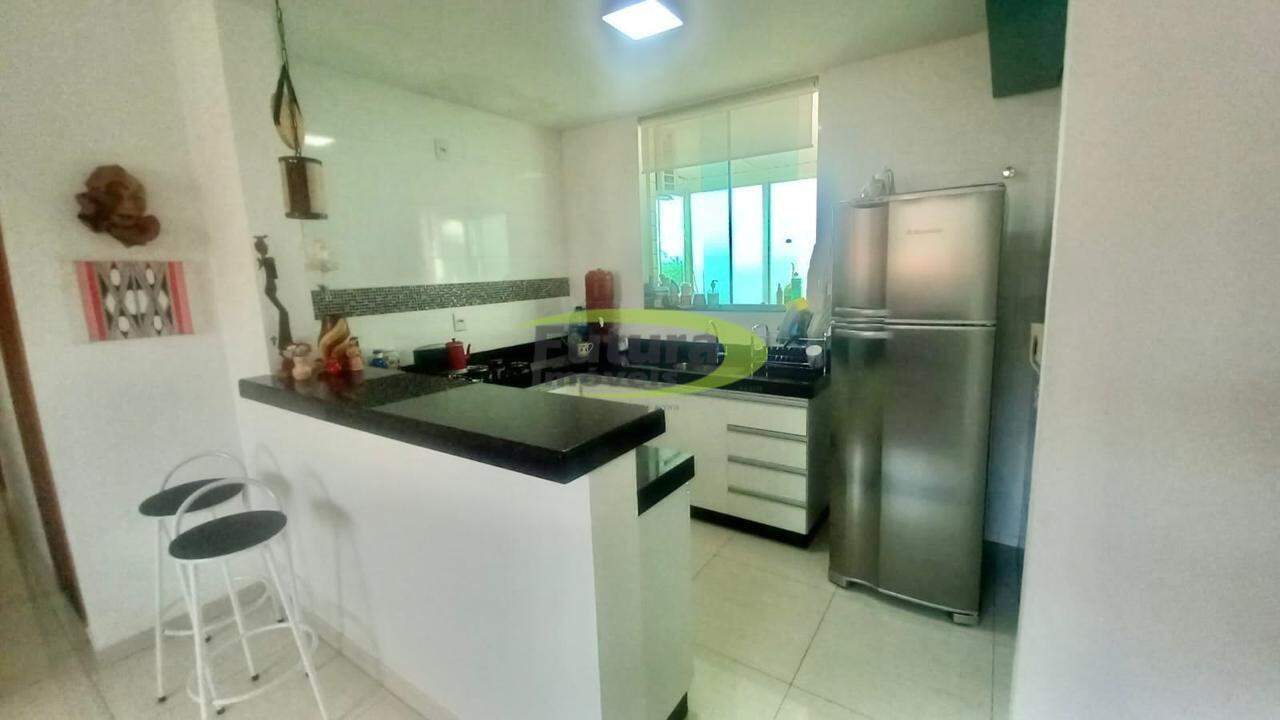 Apartamento à venda com 3 quartos, 75m² - Foto 4