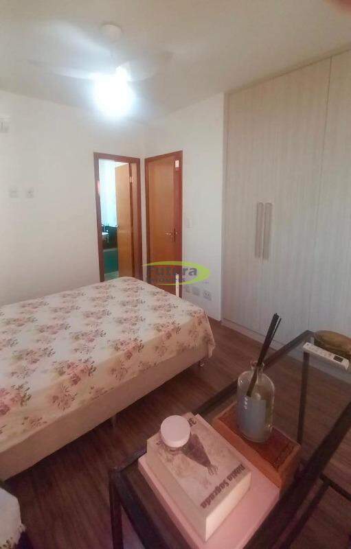 Apartamento à venda com 3 quartos, 75m² - Foto 14