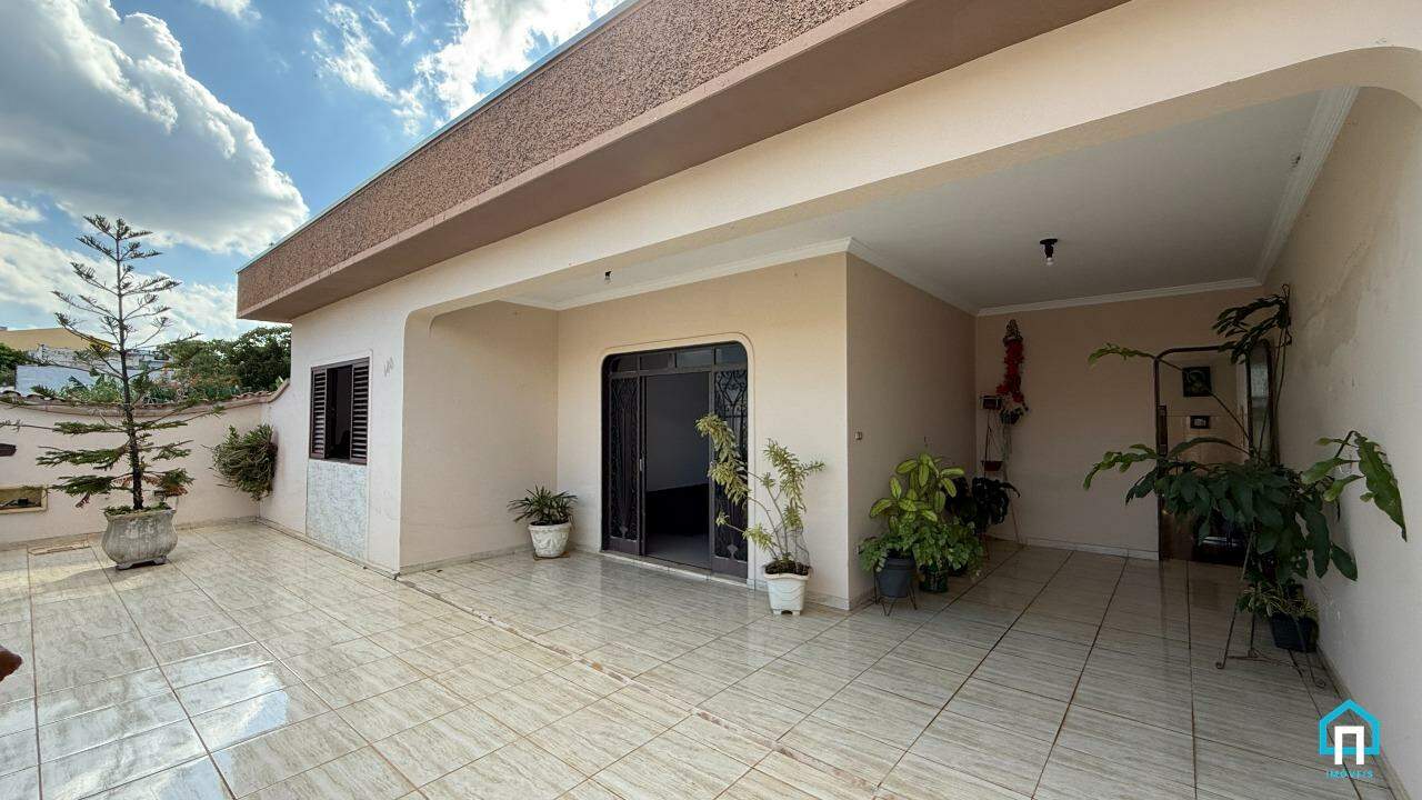 Casa 4 quartos à venda em Centro, Piumhi - MG - foto 2