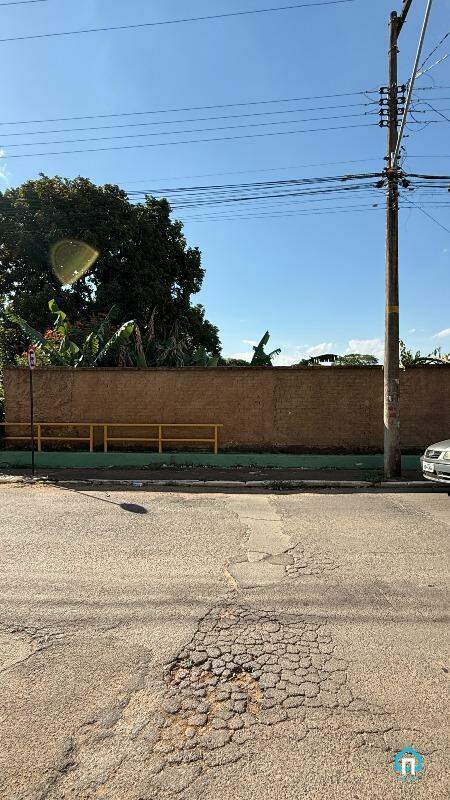 Lote / Terreno à venda em Centro, Piumhi - MG