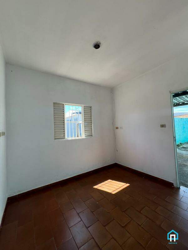 Casa, 2 quartos, 68 m² - Foto 4