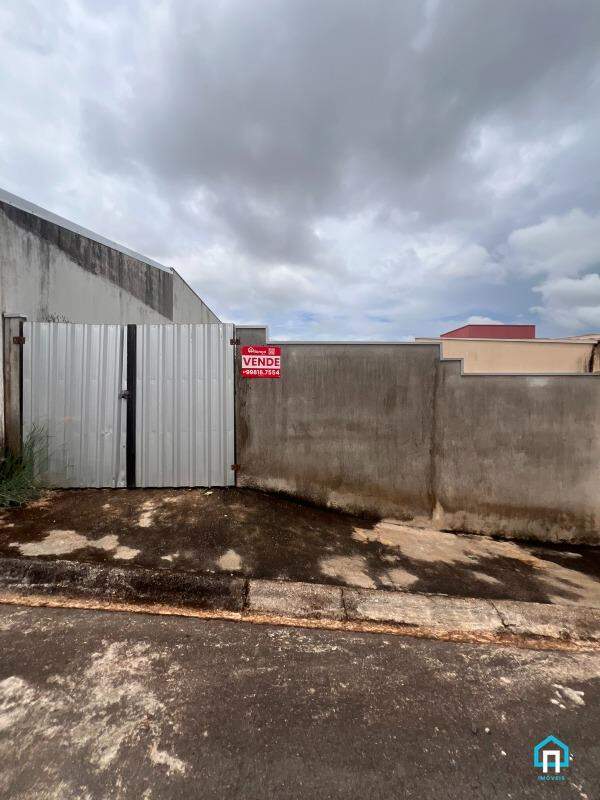 Lote / Terreno à venda em Jardim Betel, Piumhi - MG