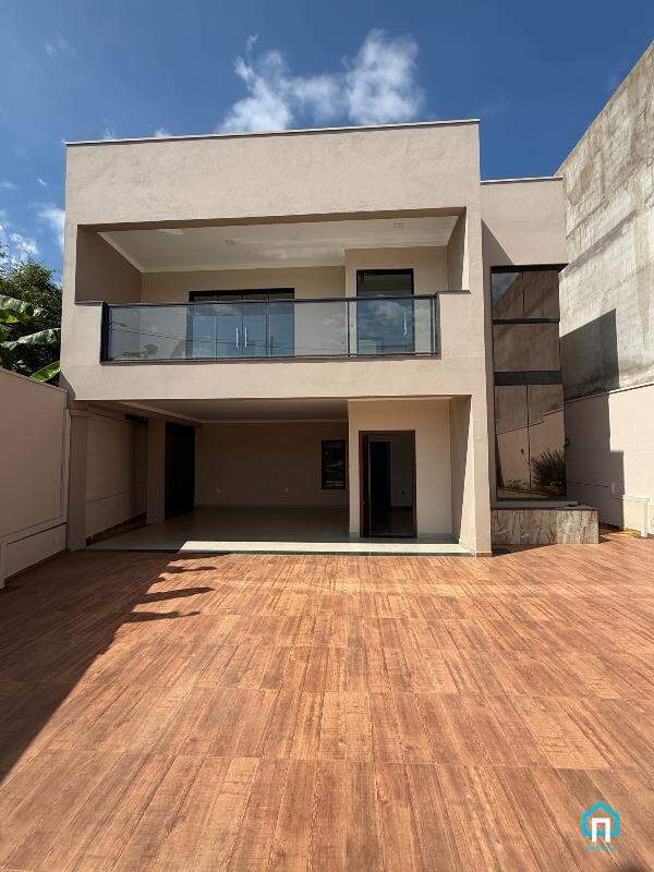 Casa 4 quartos à venda em Centro, Pimenta - MG