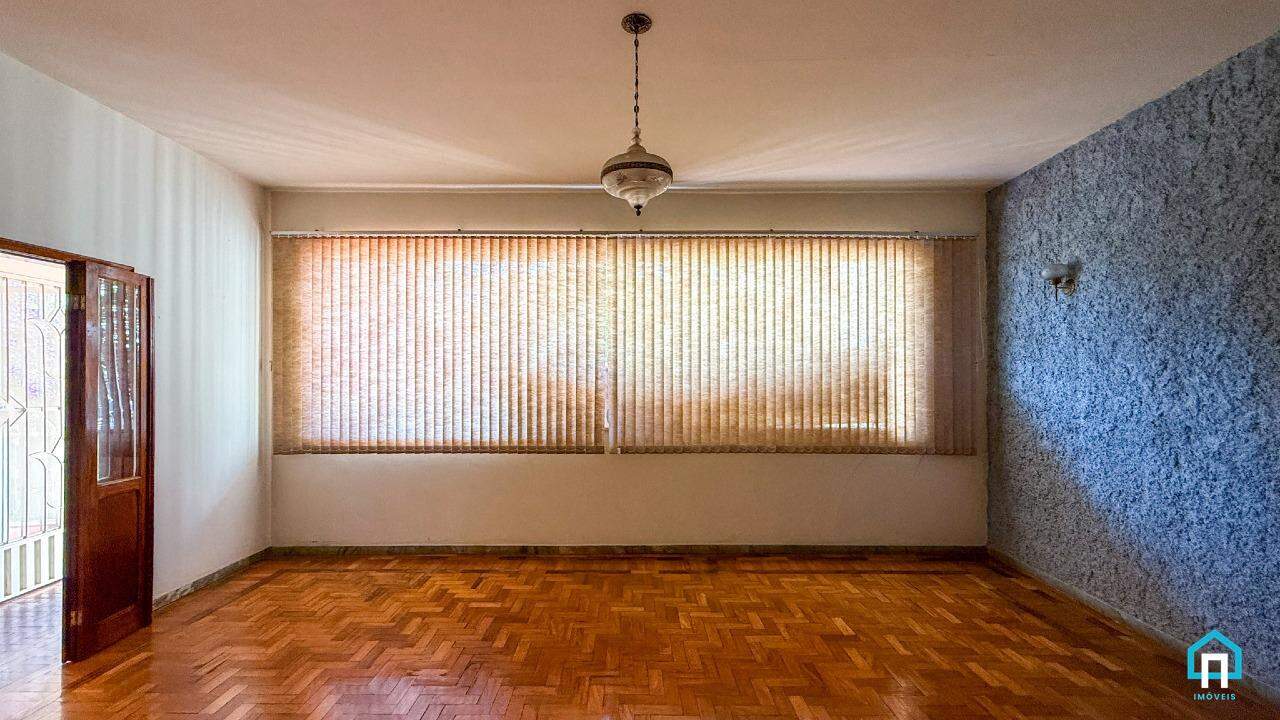 Casa 3 quartos à venda em Centro, Piumhi - MG