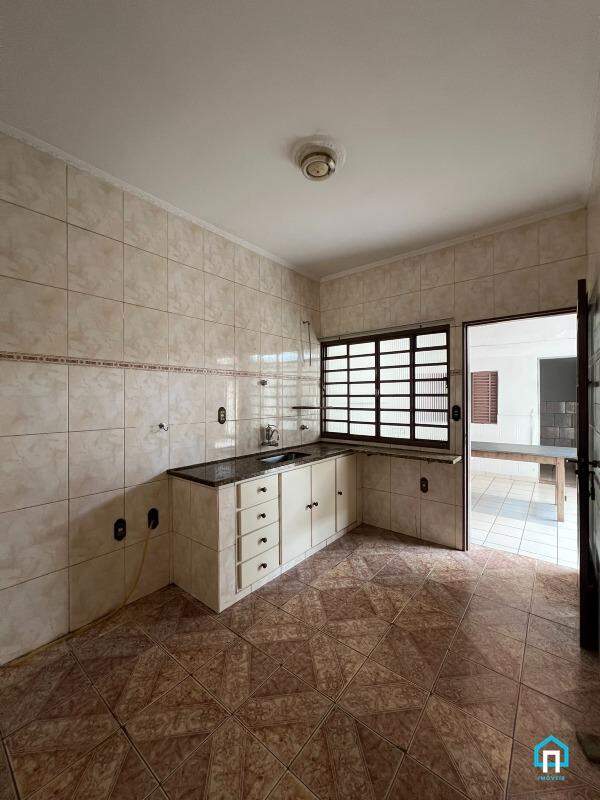 Casa, 3 quartos, 138 m² - Foto 9