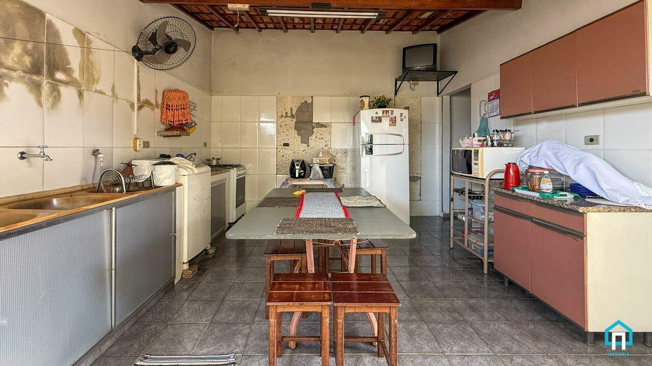 Casa, 4 quartos, 200 m² - Foto 18