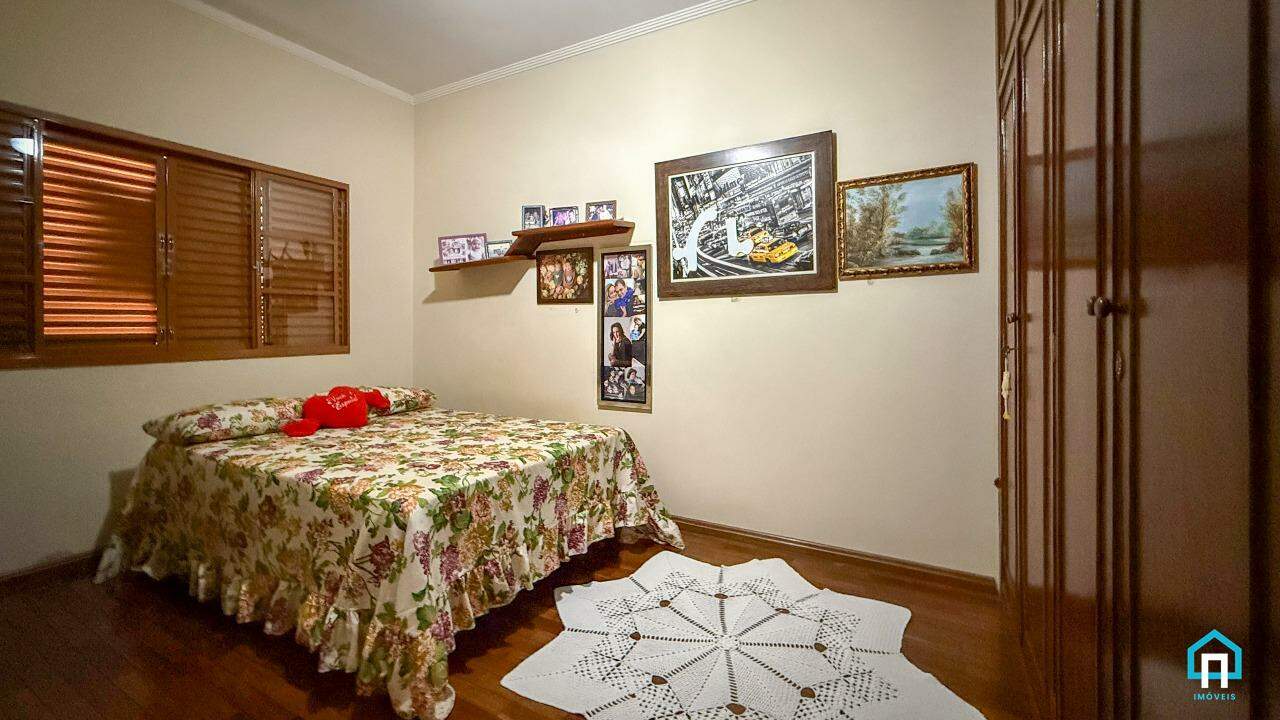 Casa, 4 quartos, 200 m² - Foto 11