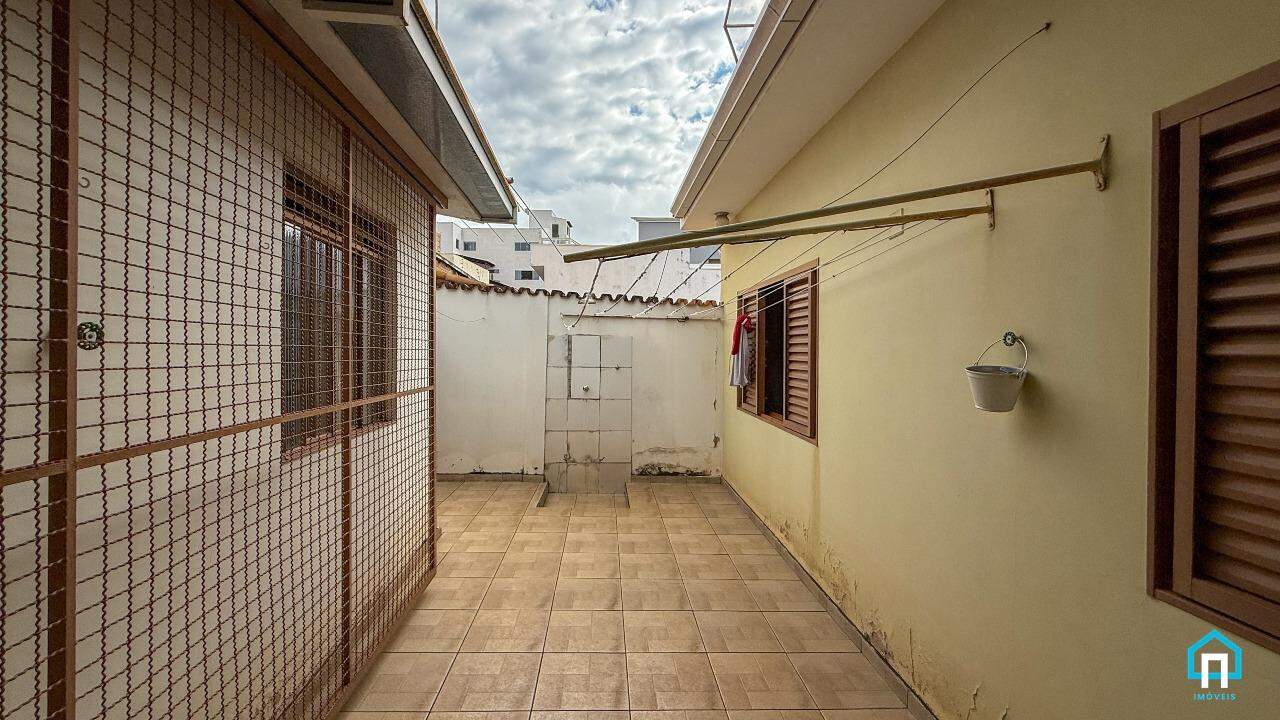 Casa, 4 quartos, 200 m² - Foto 19