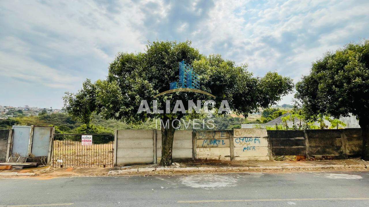 Lote à venda no bairro Dona Vicentina em Piumhi/MG: 