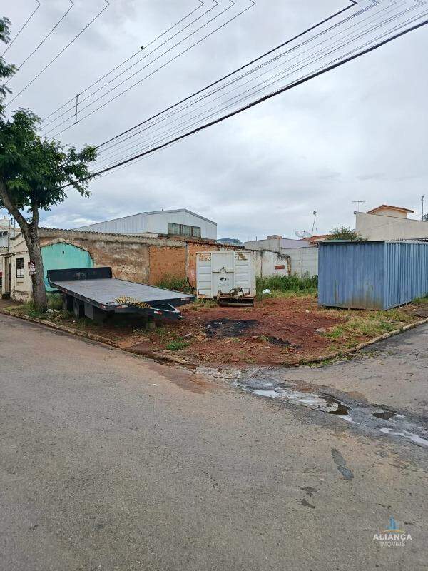 Lote / Terreno à venda em Jardim Santo Antônio, Piumhi - MG - foto 4