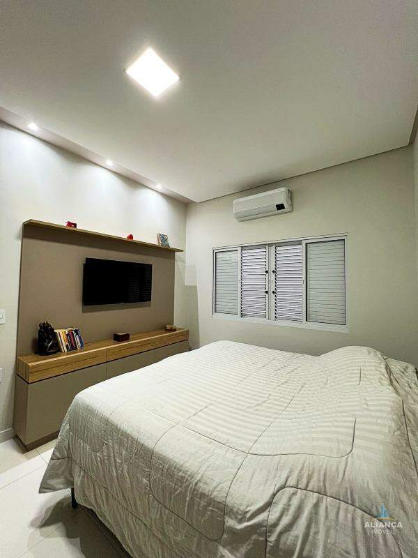 Casa, 3 quartos, 201 m² - Foto 16