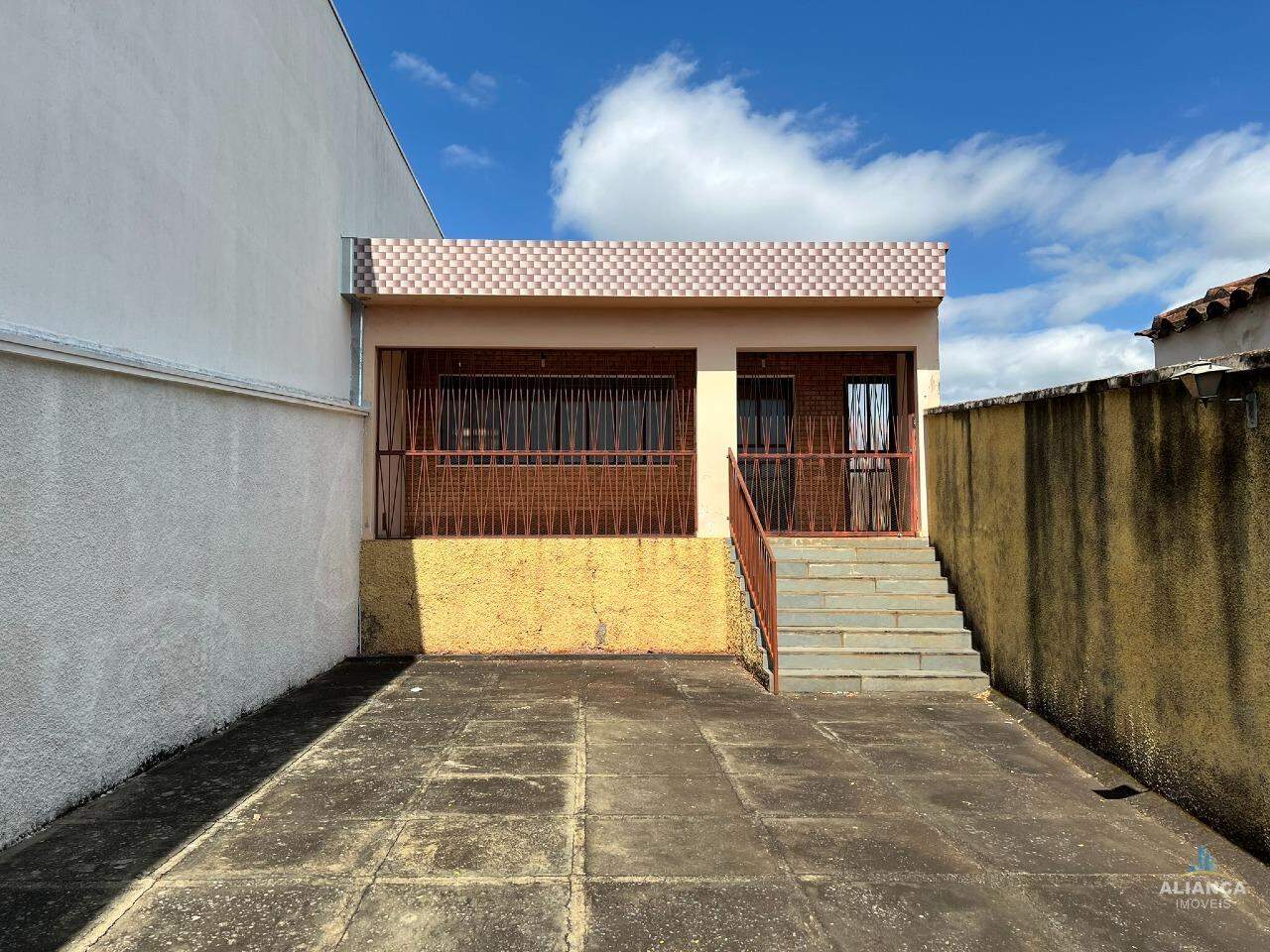 Casa 3 quartos à venda em Centro, Piumhi - MG