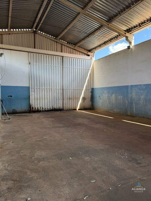 Galpão / Depósito / Armazém 2 quartos à venda em São Francisco, Piumhi - MG - foto 3