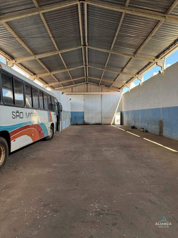 Galpão / Depósito / Armazém 2 quartos à venda em São Francisco, Piumhi - MG - foto 4
