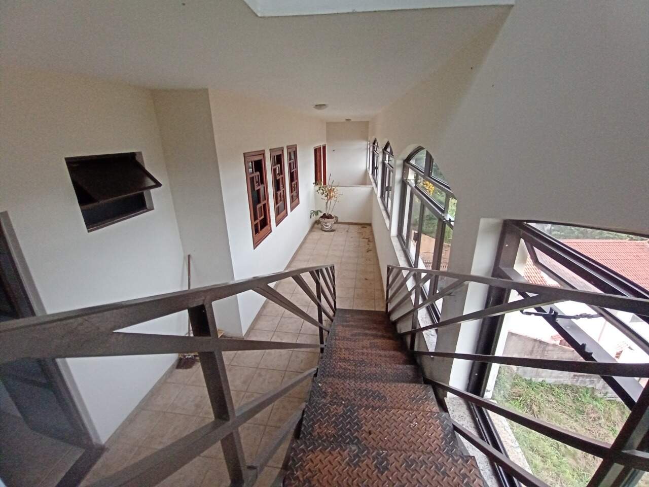 Casa à venda no Queluz: 
