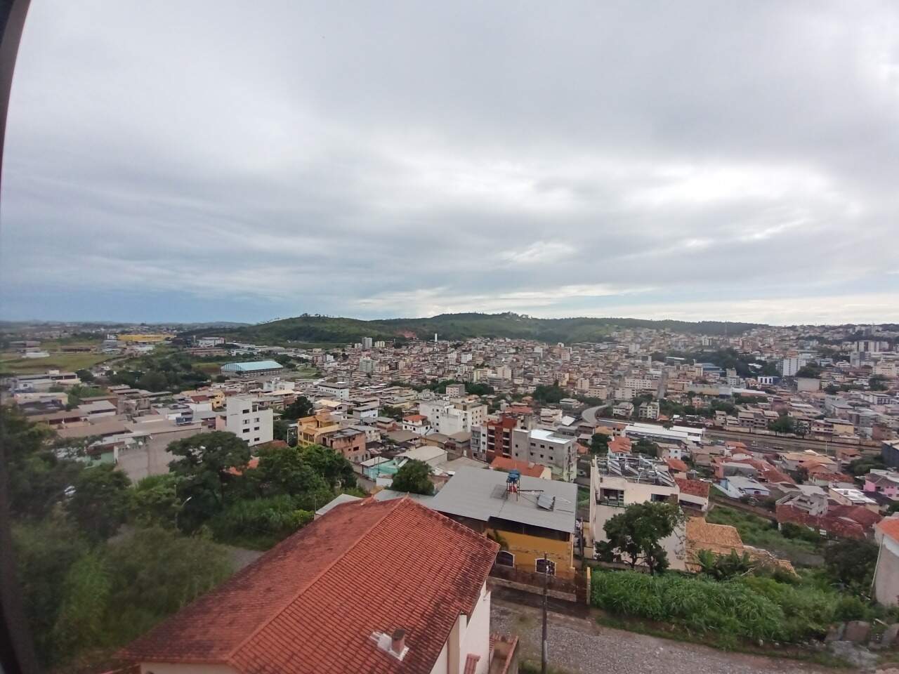 Casa à venda no Queluz: 