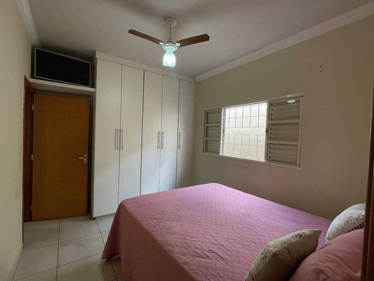Casa à venda no Manoel Mendes: 