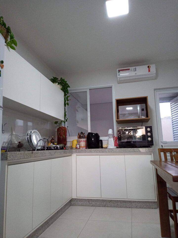 Apartamento à venda no Bandeirantes: 