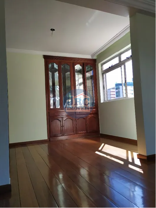 Apartamento à venda no Prado: 