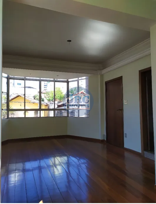 Apartamento à venda no Prado: 