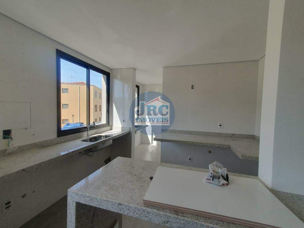 Apartamento à venda no Prado: 