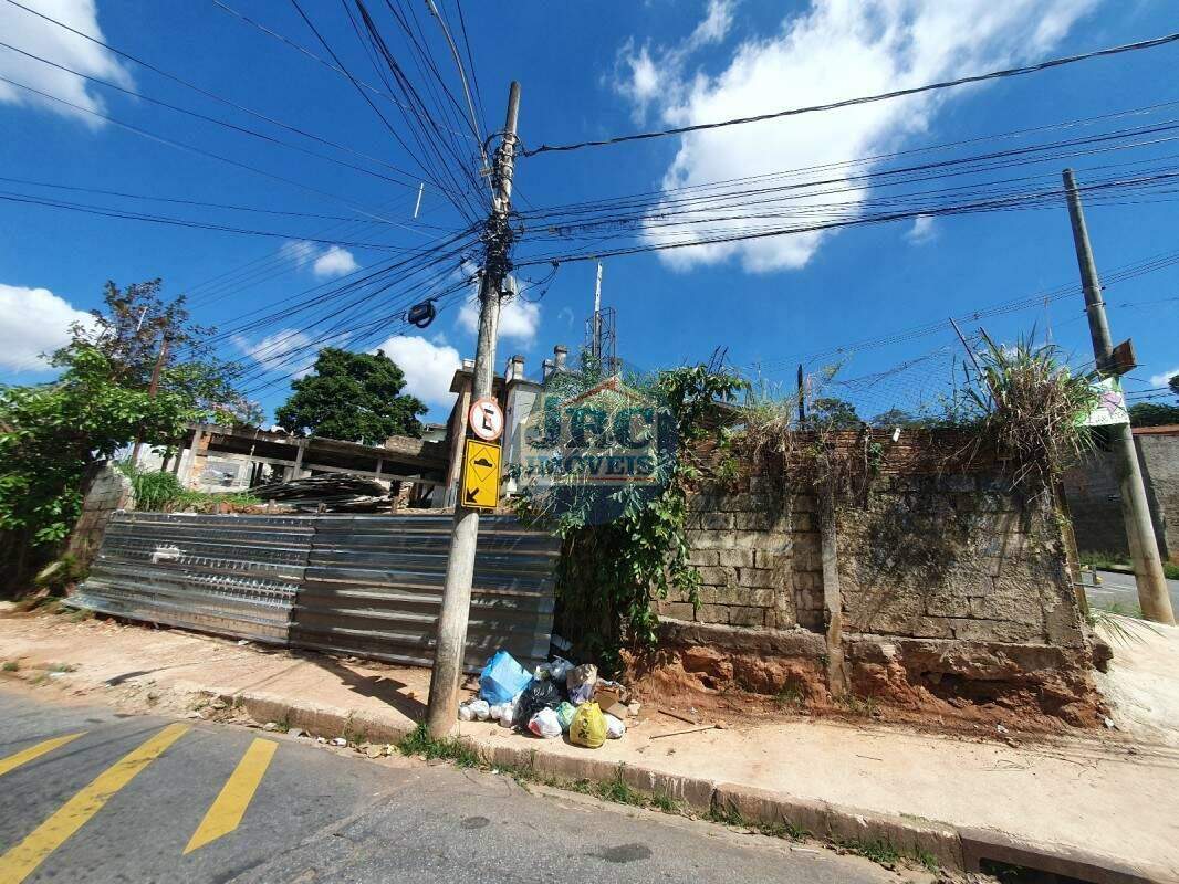 Lote / Terreno à venda no Nova Gameleira: 
